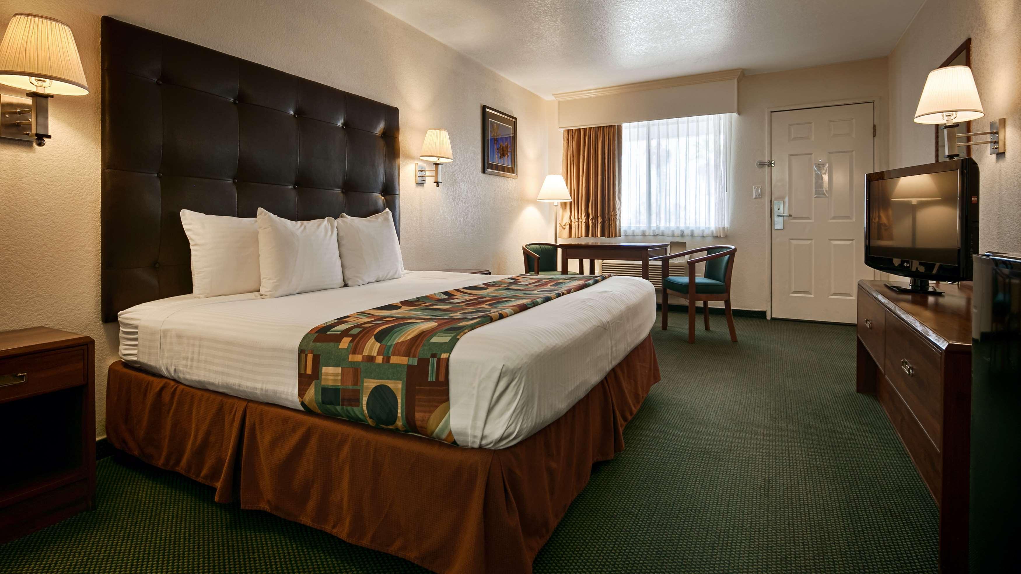 Best Western Colorado River Inn Needles Bagian luar foto
