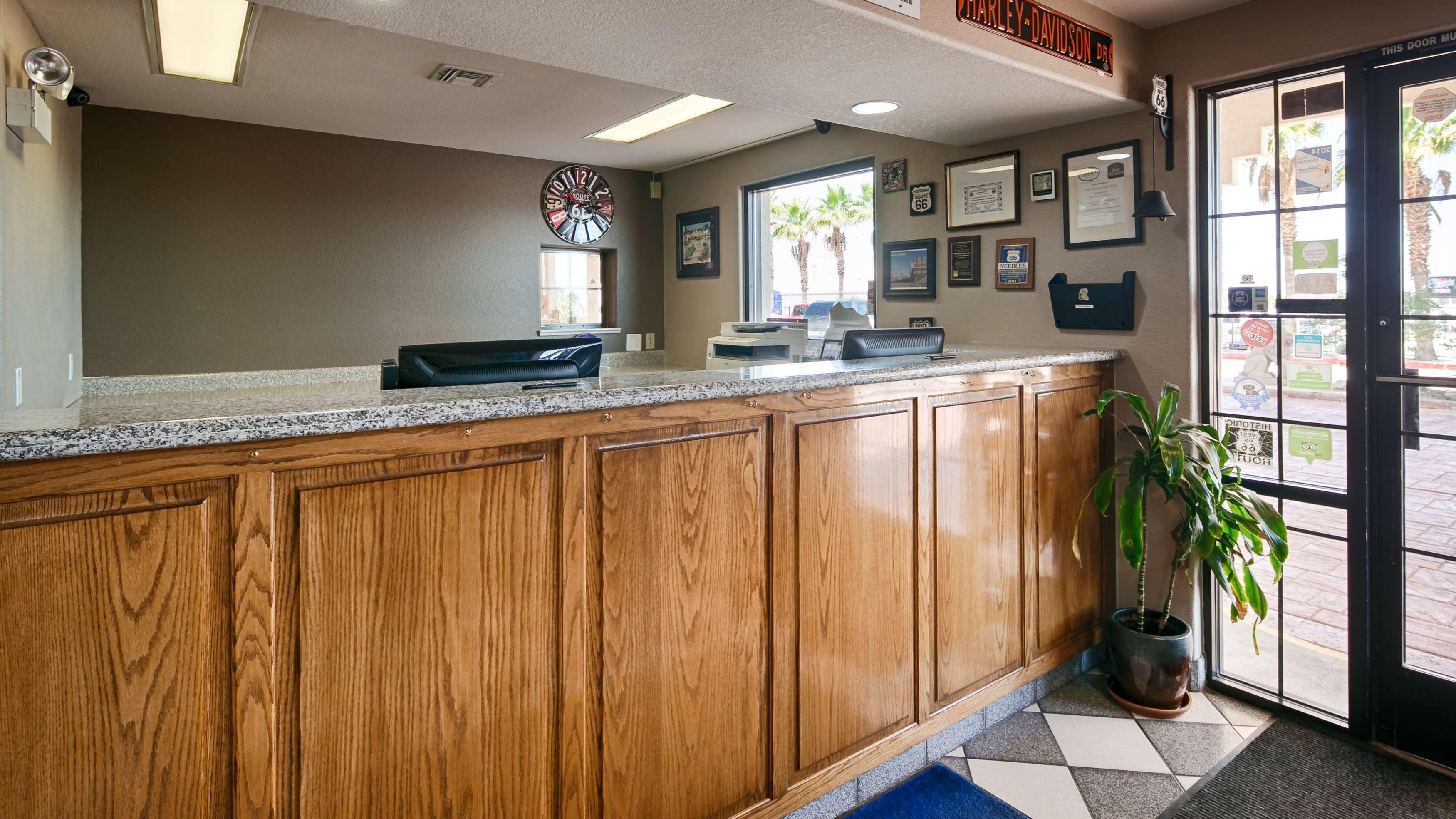 Best Western Colorado River Inn Needles Bagian luar foto